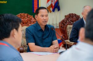 អភិបាលខេត្តតាកែវ ណែនាំដល់មន្រ្តីពាក់ព័ន្ធត្រូវចូលរួមរៀបចំការប្រឡងសញ្ញប័ត្រទុតិយភូមិ ឱ្យទទួលបានជោគជ័យ