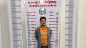 ឃាត់ខ្លួនជនសង្ស័យម្នាក់ ពាក់ព័ន្ធករណីឃាតកម្ម នៅចំណុចដីឡូត៍មួយកន្លែង ក្នុងខណ្ឌពោធិ៍សែនជ័យ